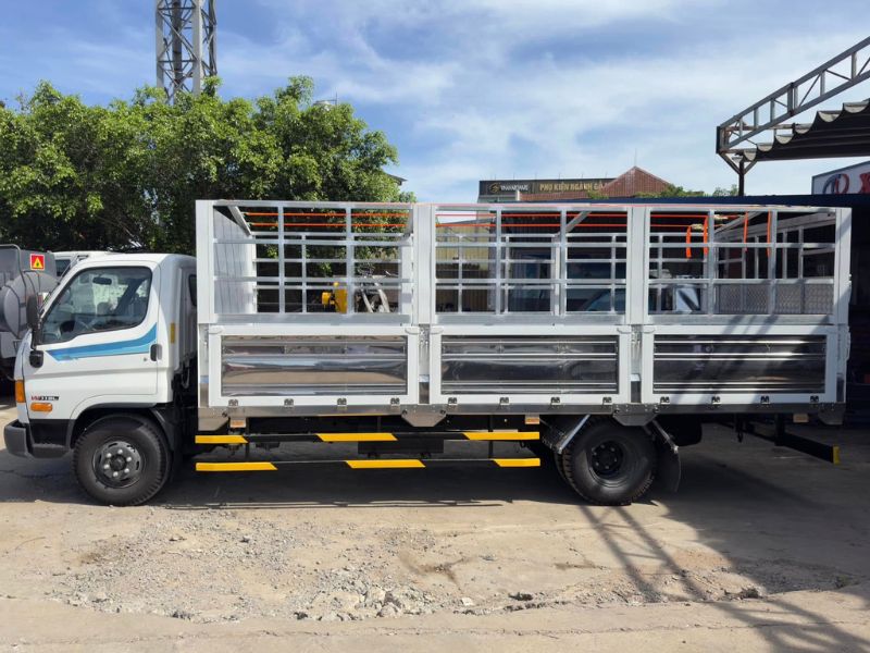 cung cấp giá xe hyundai w11sl 6.8 tấn rẻ