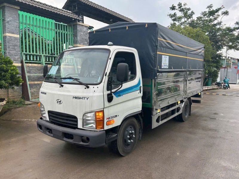 xe Hyundai N500L A thùng bạt