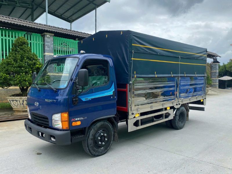 xe Hyundai N550L thùng bạt 2.5 tấn Full Inox
