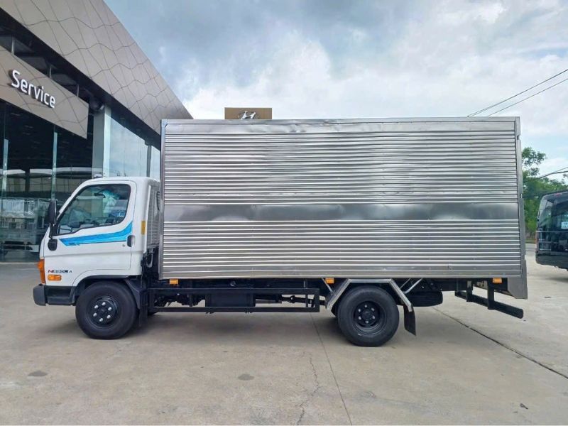 Showroom xe Mighty N550LA chính hãng