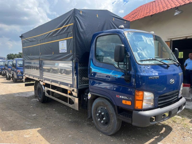 Hyundai Mighty N550L A thùng bạt xe tải Hyundai Mighty N550L A thùng bạt chất lượng