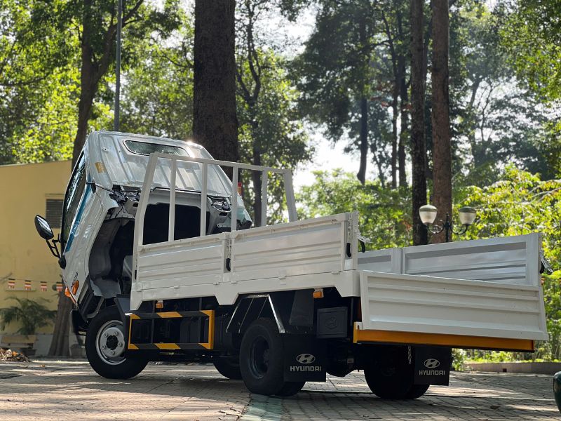 Mighty N250 màu trắng
